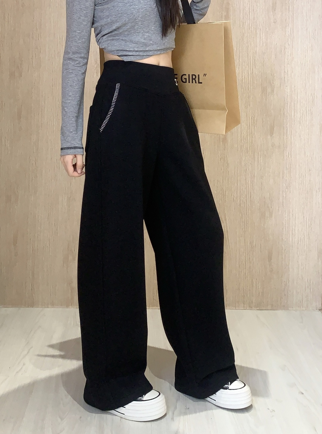 Double C logo wide-leg pants