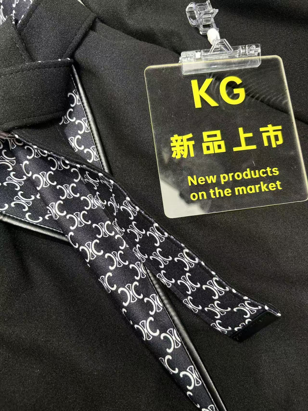 Double-faced cashmere coat