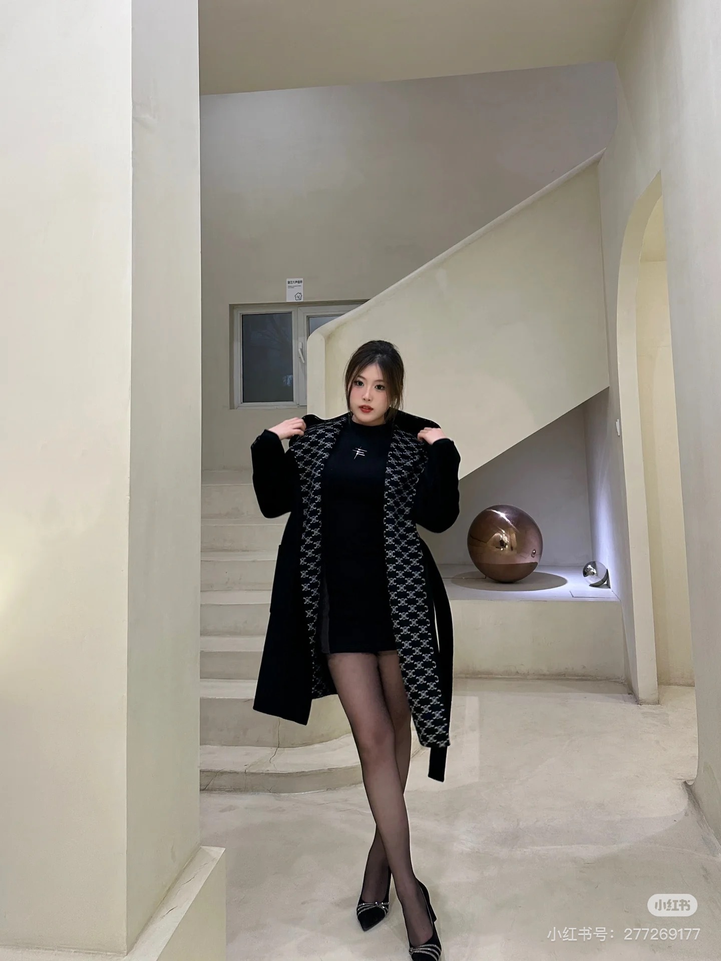 Double-faced cashmere coat