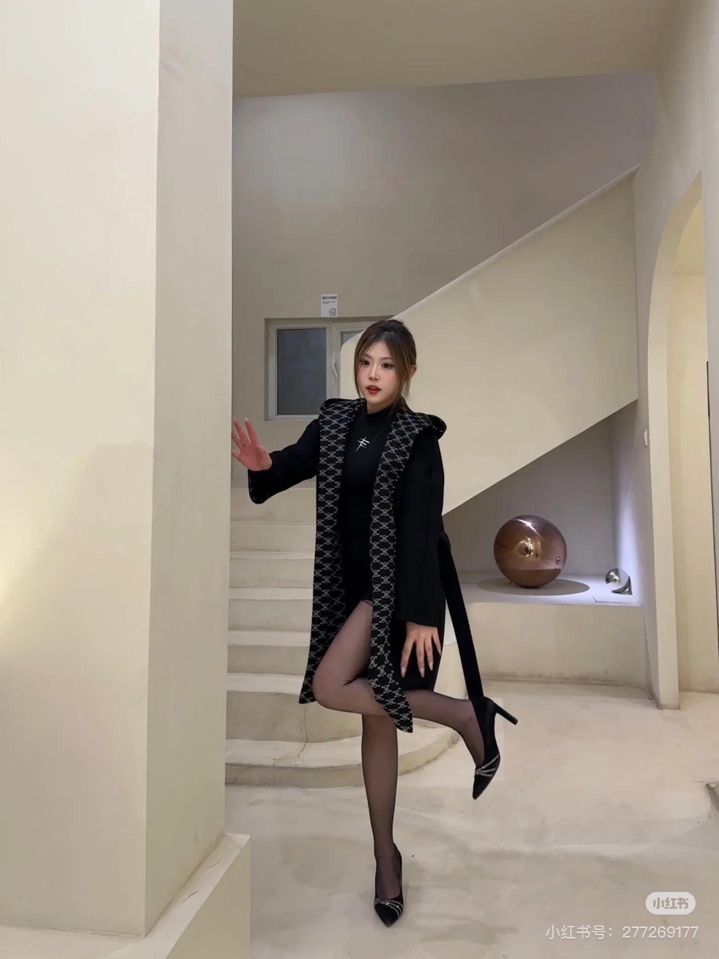 Double-faced cashmere coat