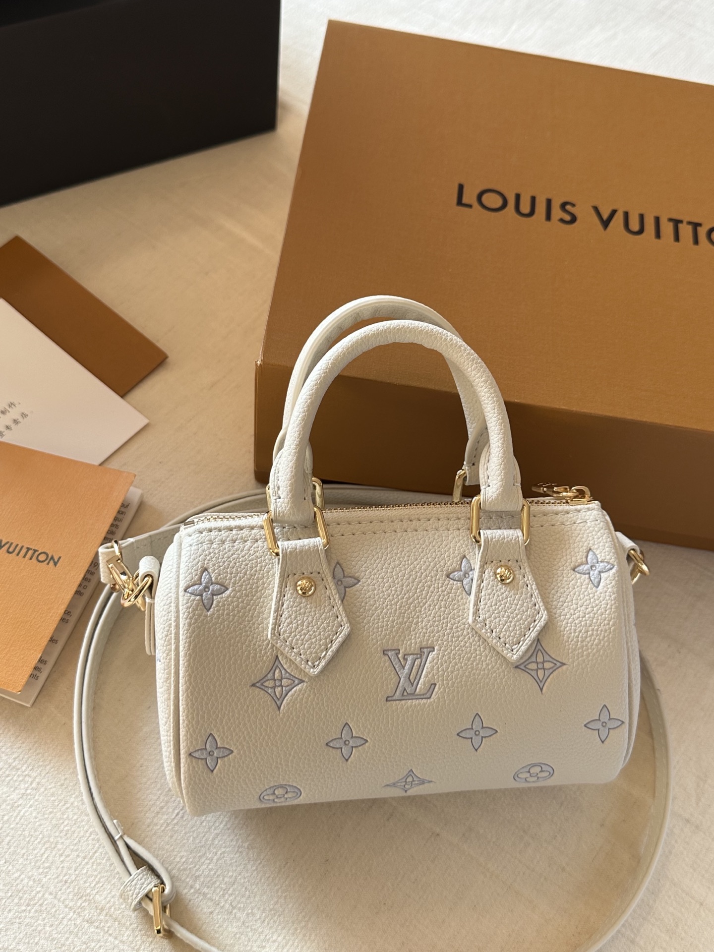 Blue and white pillowcase 16*10cm