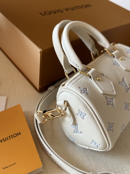 Blue and white pillowcase 16*10cm