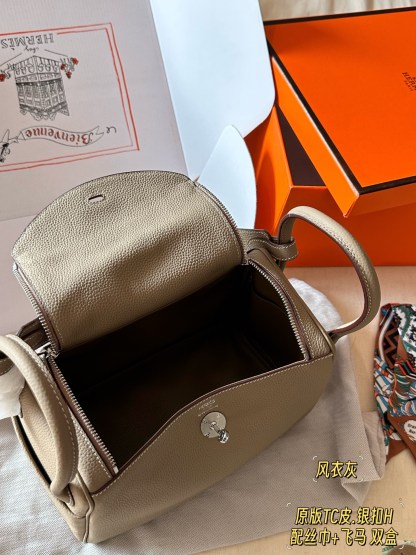 Calfskin Handbag26*18cm