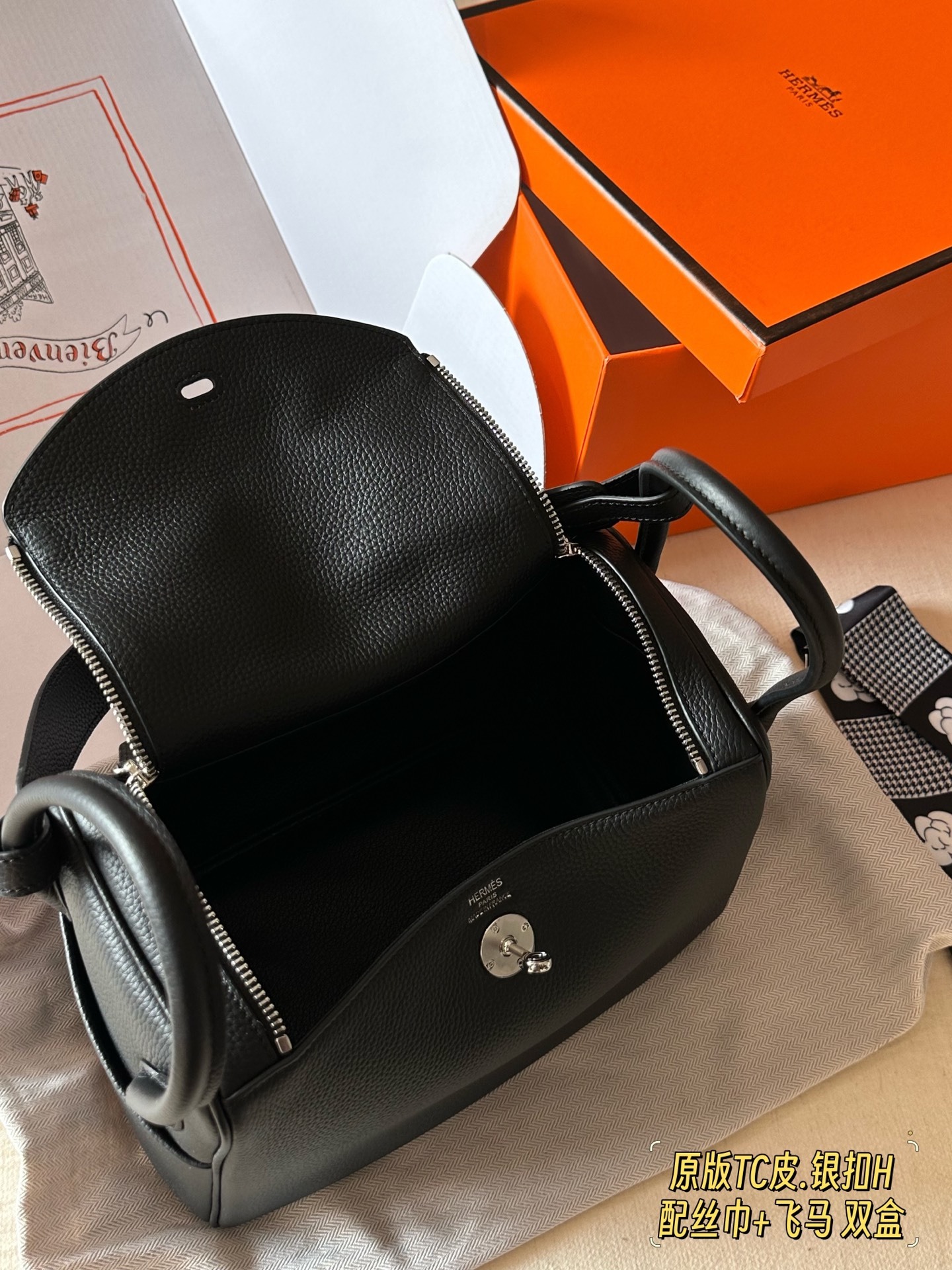 Calfskin Handbag26*18cm