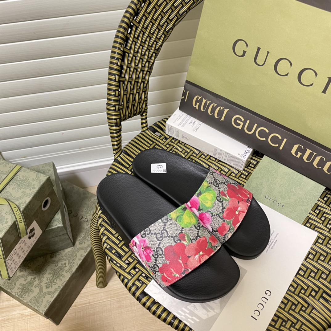 Beach sandals Size 35-46