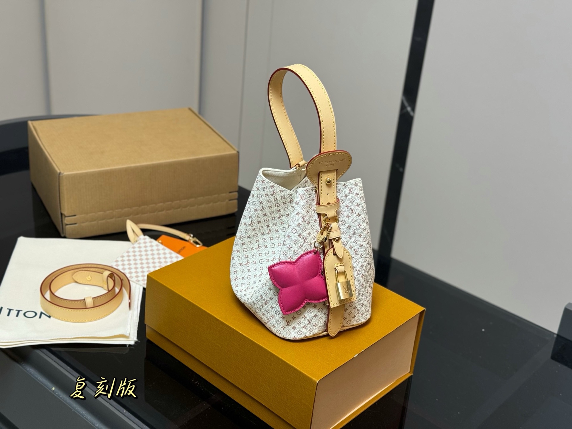 Used bucket bags 18*17cm
