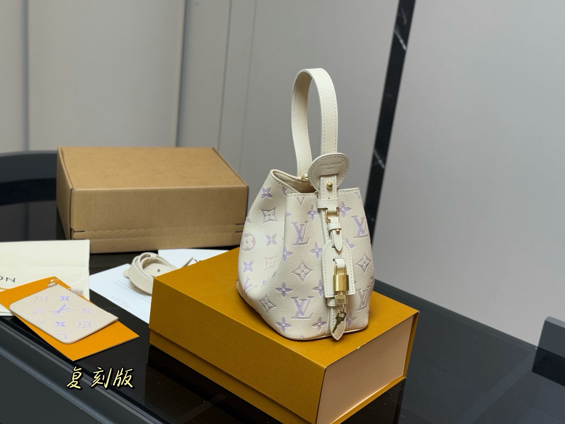 Used bucket bags 18*17cm