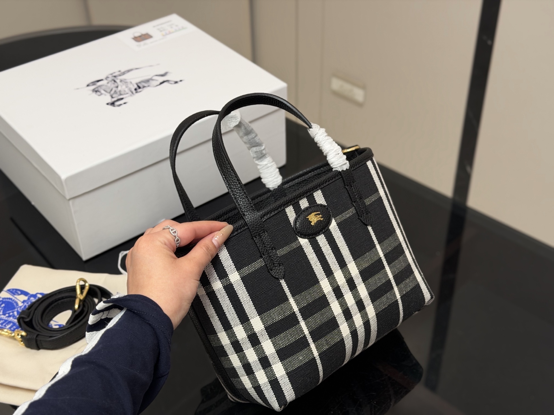Mini Reversible Tote Bag 30*18*21