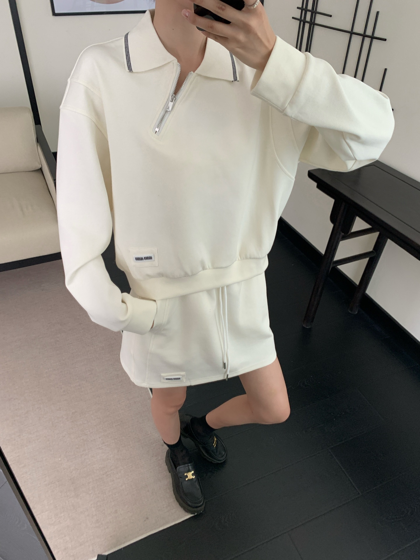 Zippered polo shirt + elastic waist skirt SML