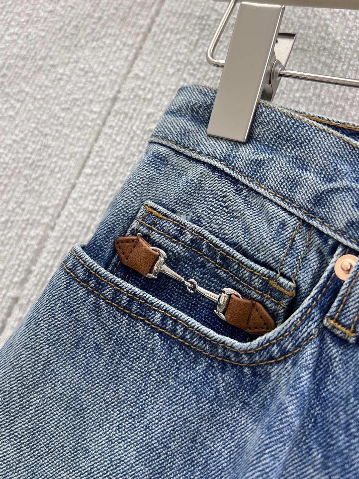 Saddle-button jeans SML