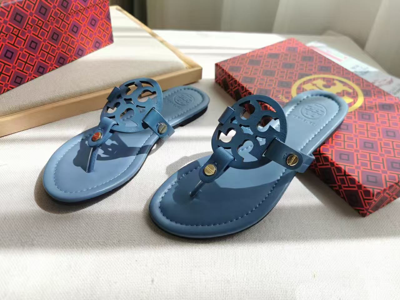 flip flops