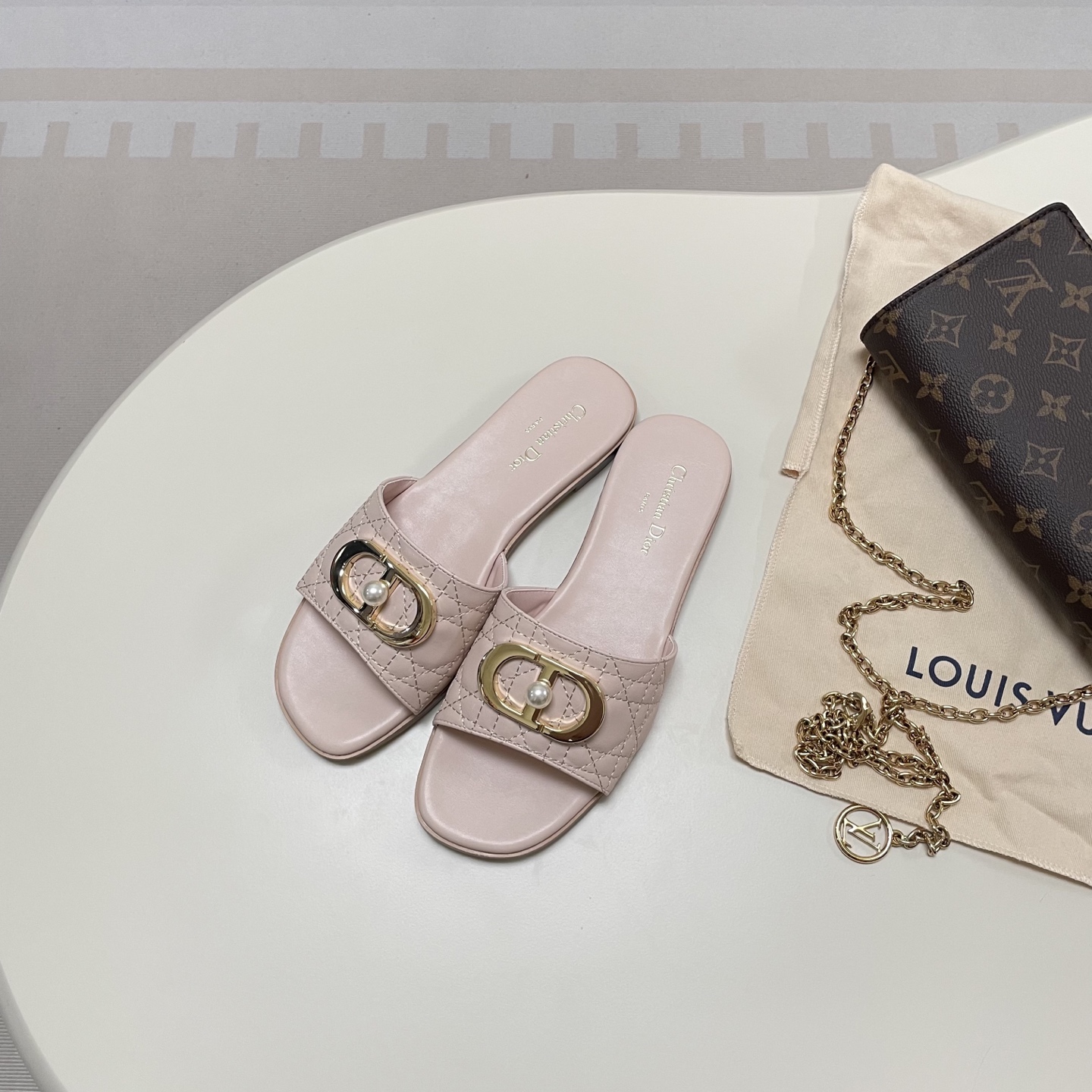Pearl Embroidery Flat Sandals 35-42