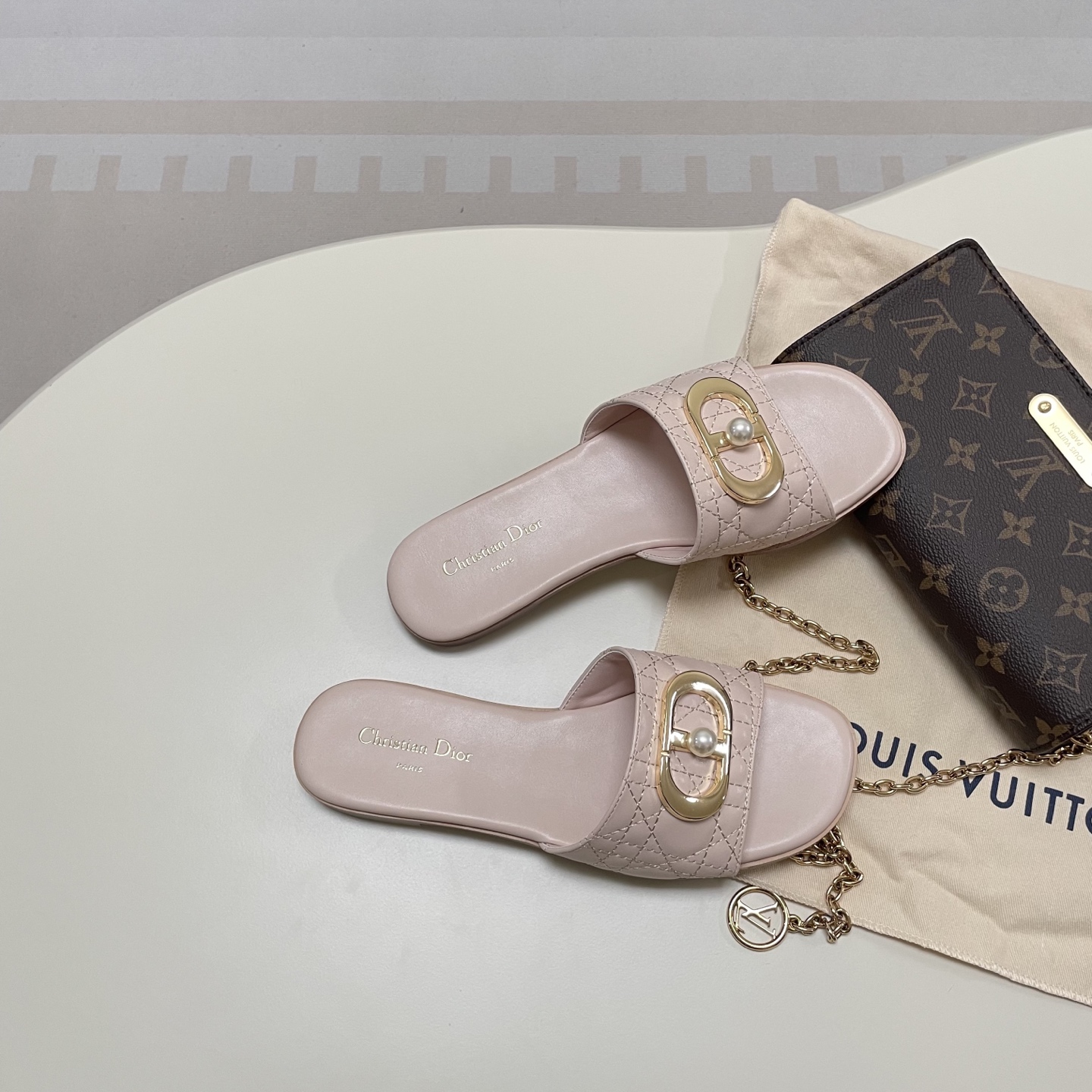 Pearl Embroidery Flat Sandals 35-42