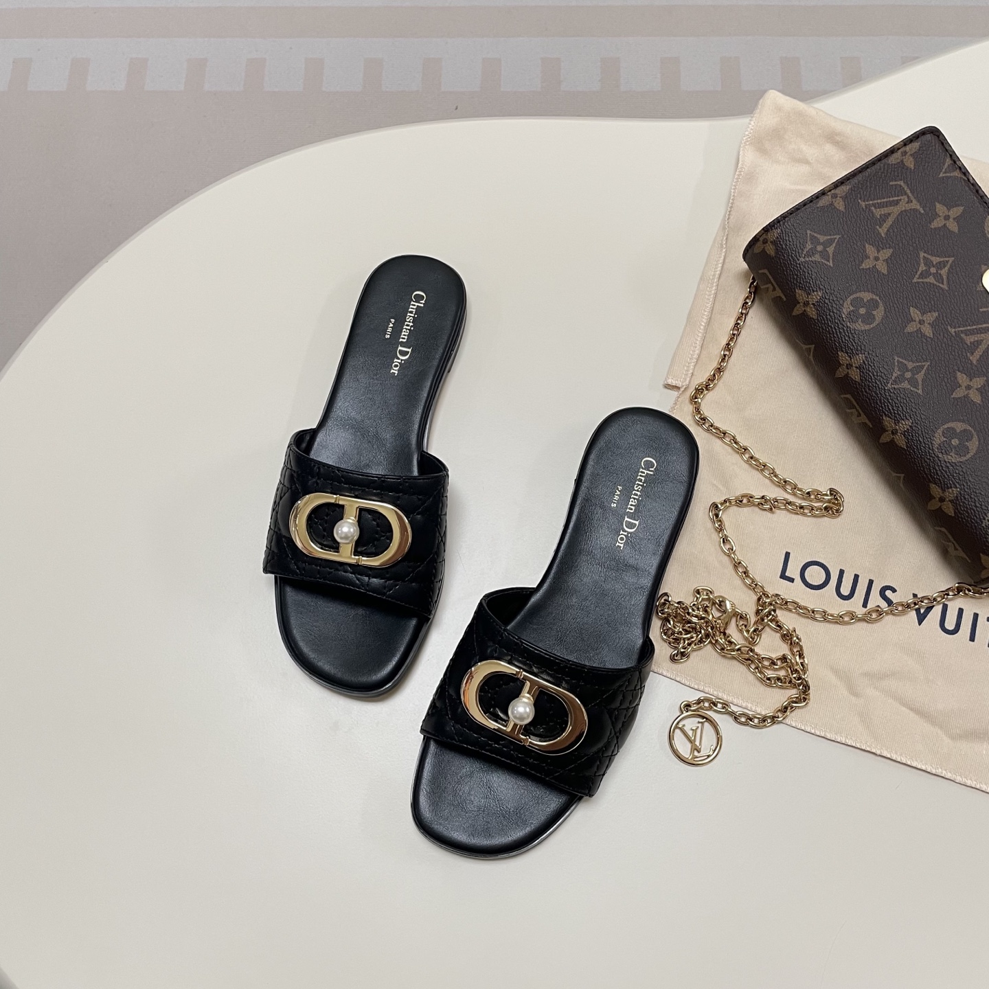 Pearl Embroidery Flat Sandals 35-42