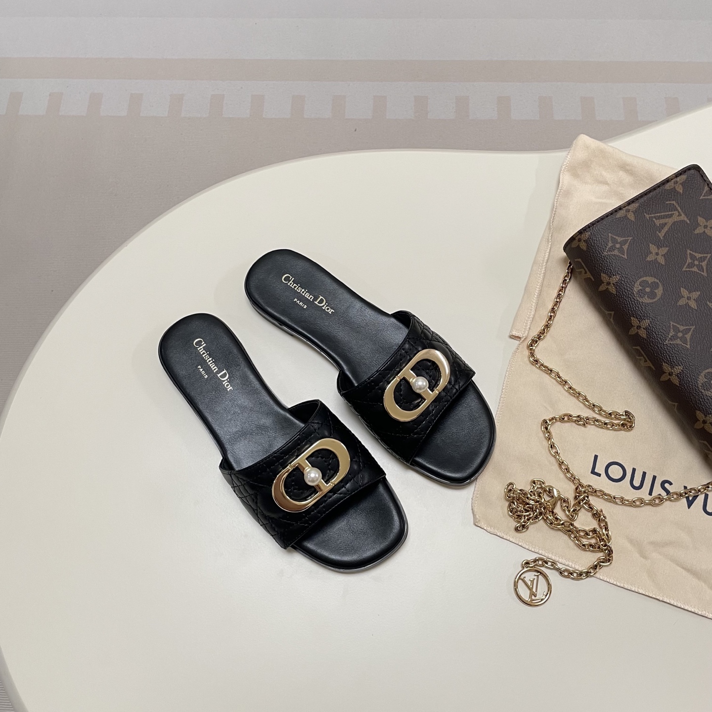 Pearl Embroidery Flat Sandals 35-42