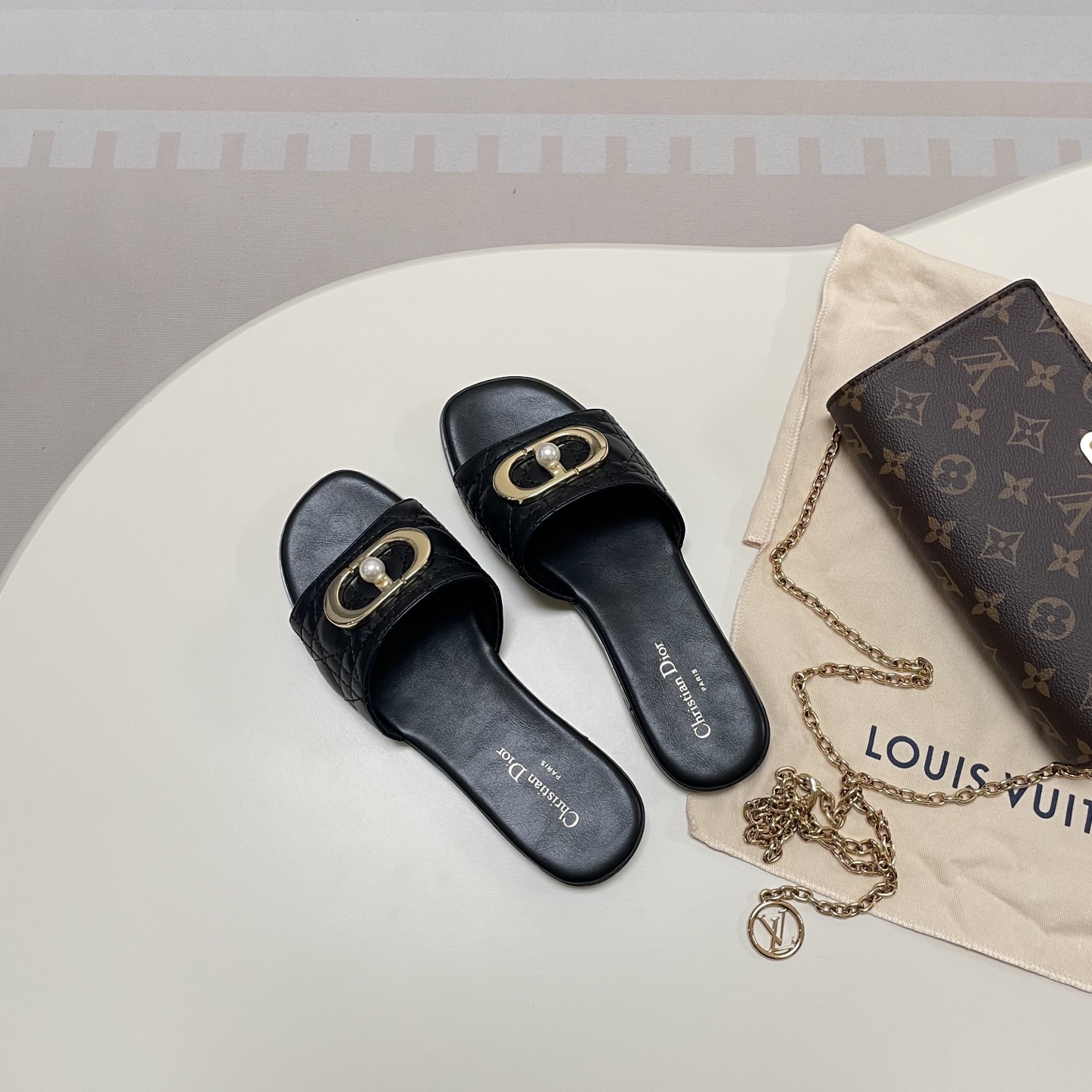 Pearl Embroidery Flat Sandals 35-42