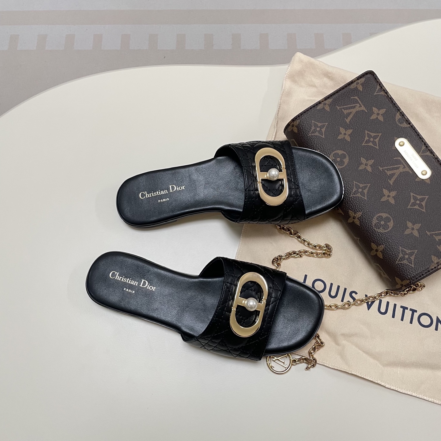 Pearl Embroidery Flat Sandals 35-42