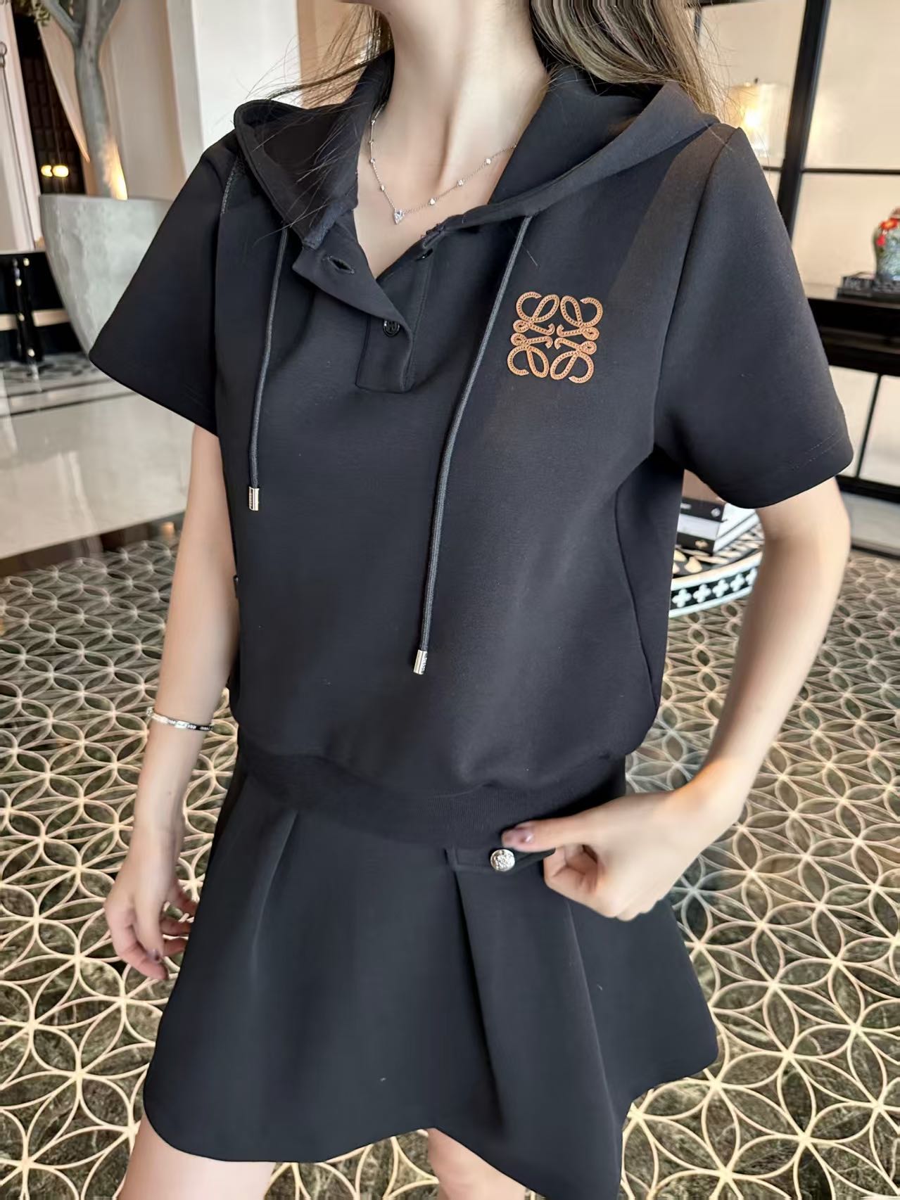 Hooded casual suit SML