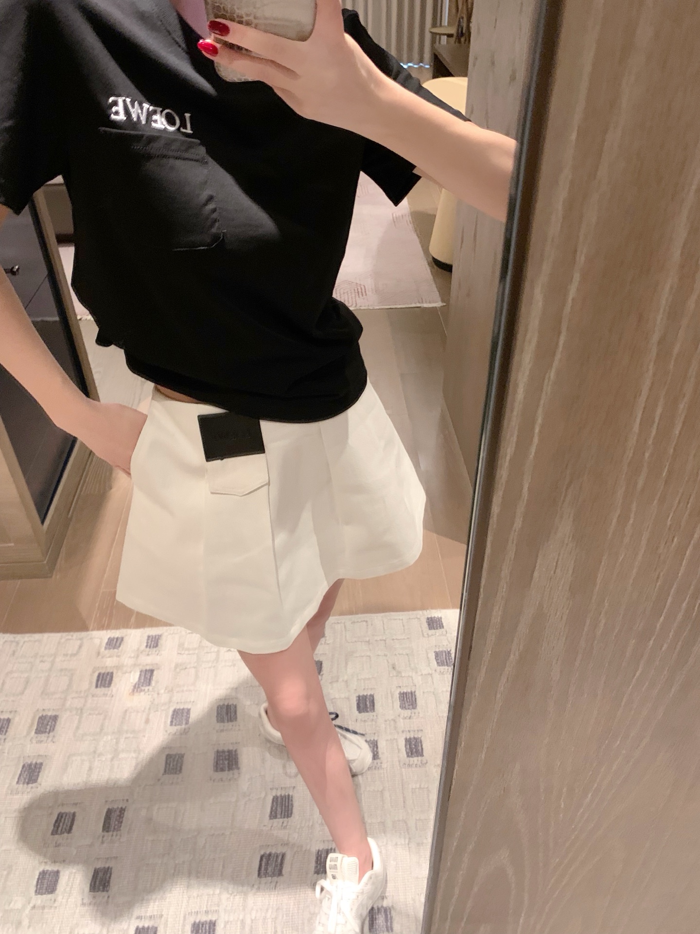 Pocket embroidered letter loose short-sleeved T-shirt + custom leather patch denim mini skirt