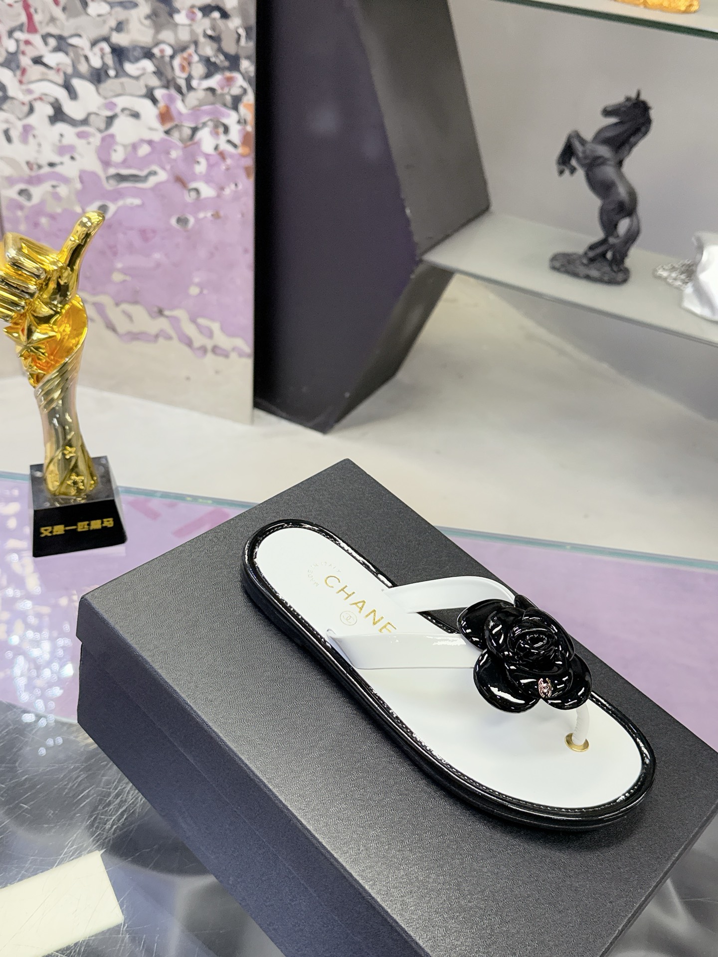 Camellia Flip-Flops 35-42 