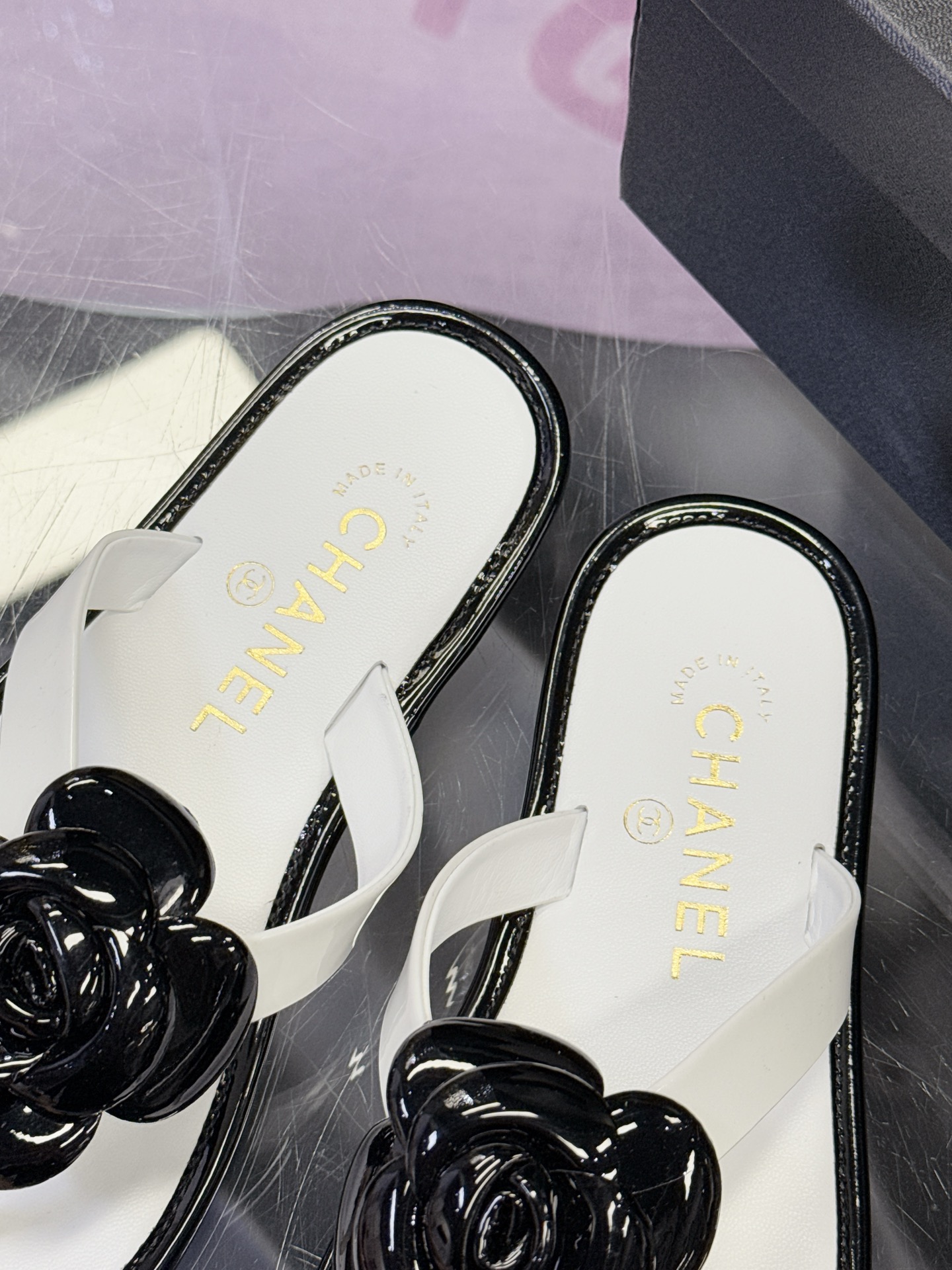 Camellia Flip-Flops 35-42 