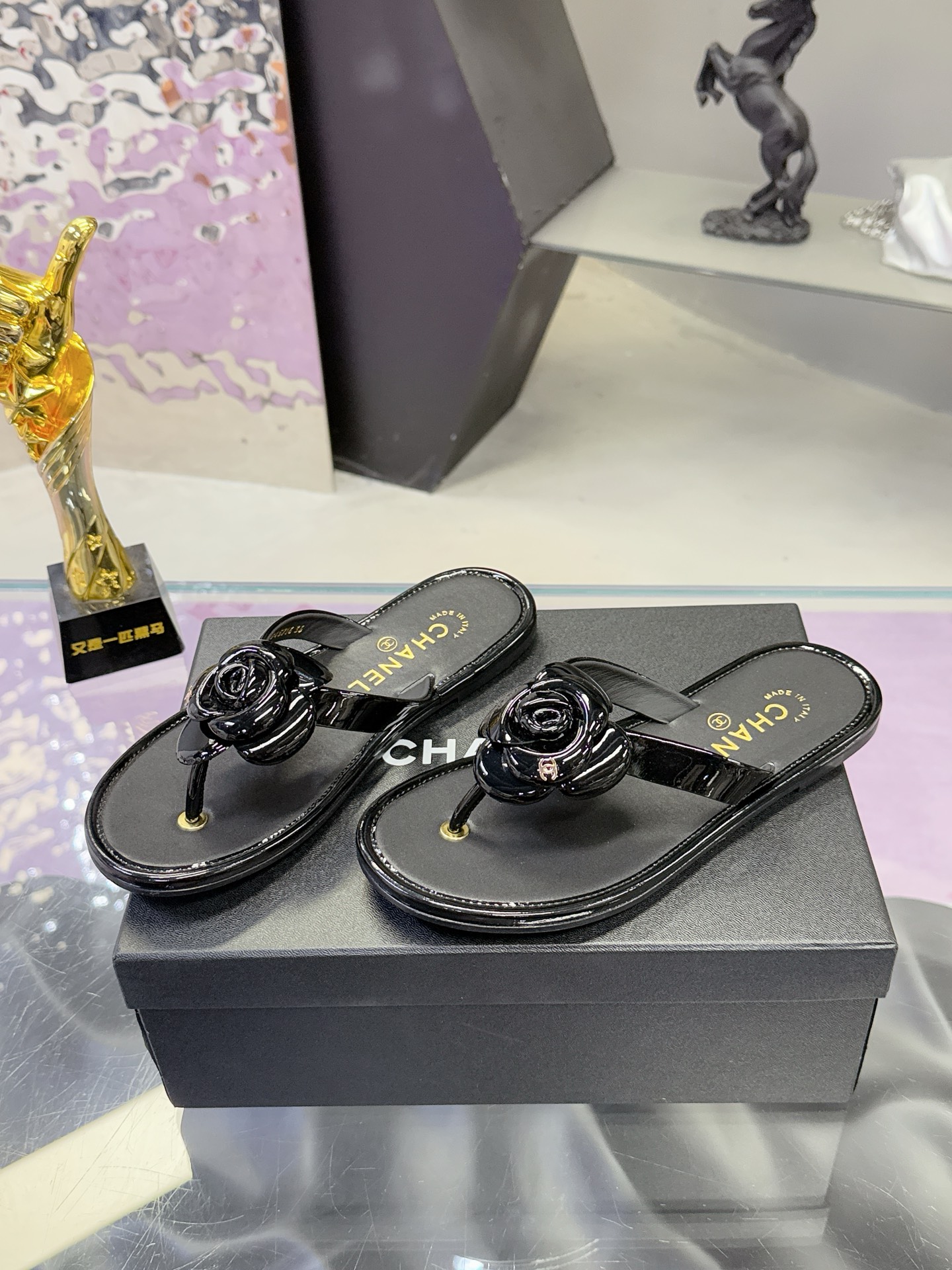 Camellia Flip-Flops 35-42 