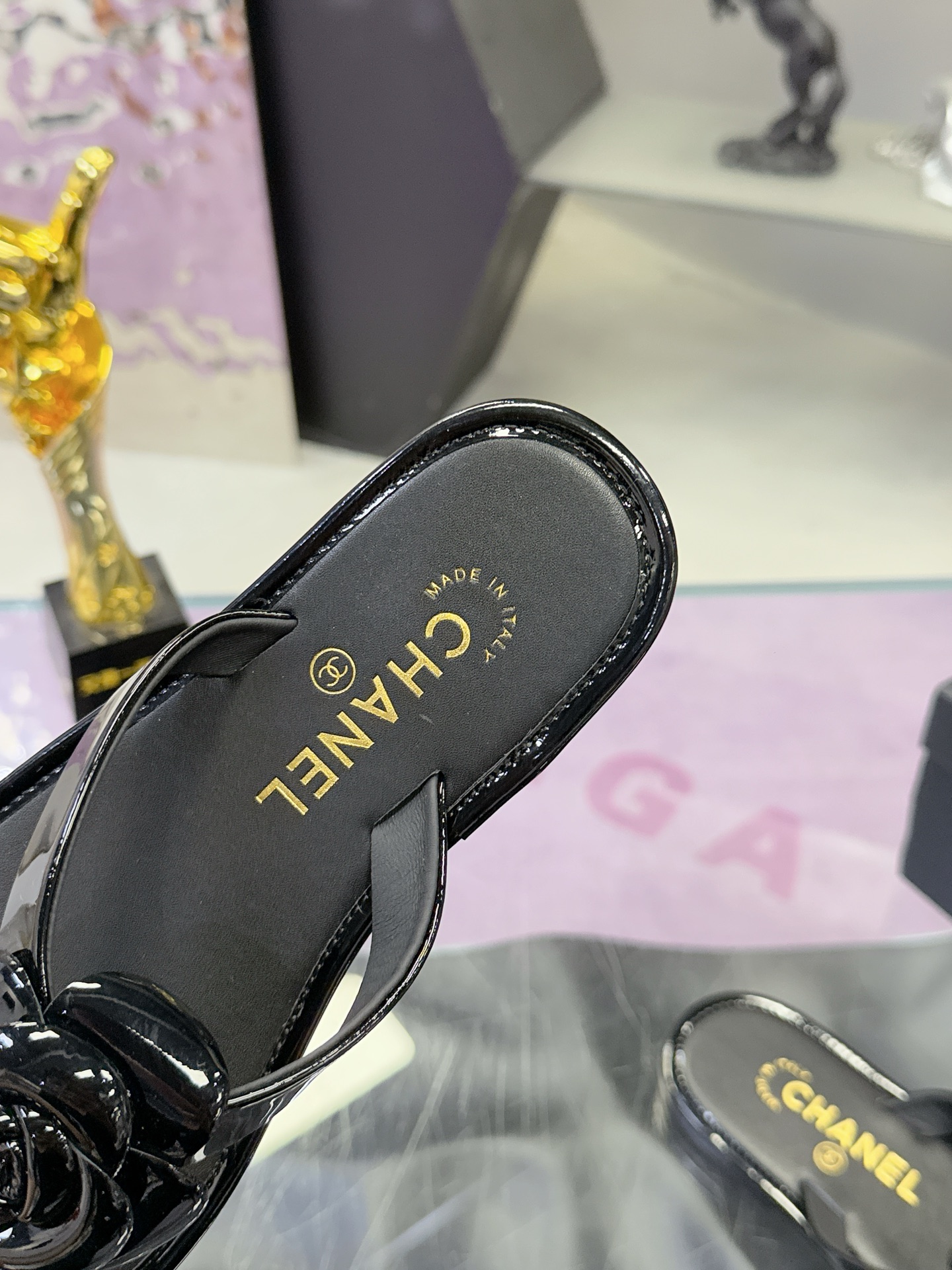 Camellia Flip-Flops 35-42 
