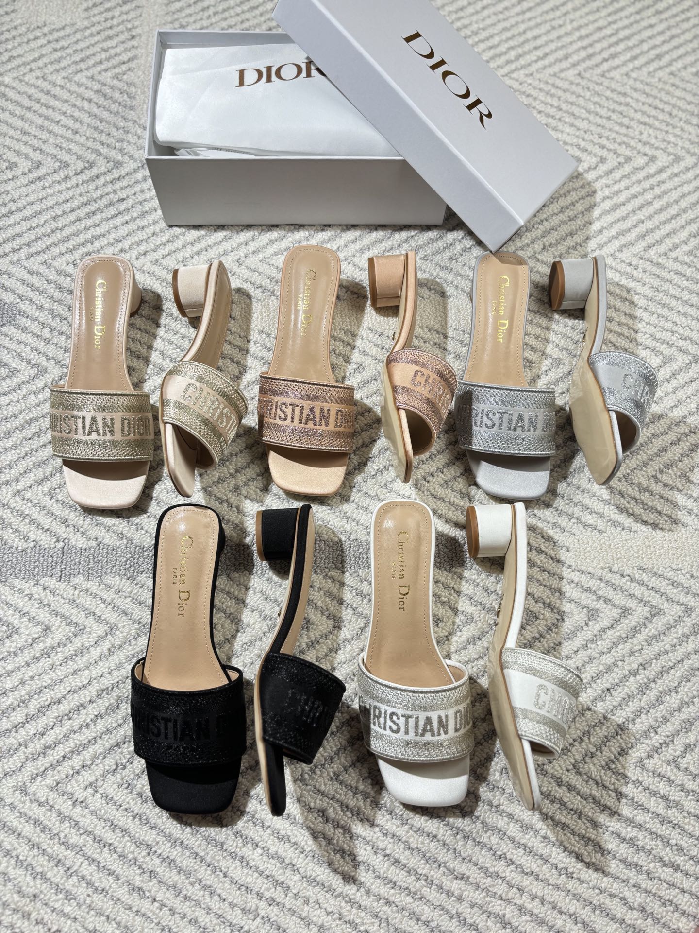 Chunky heeled sandals 35-41/4cm