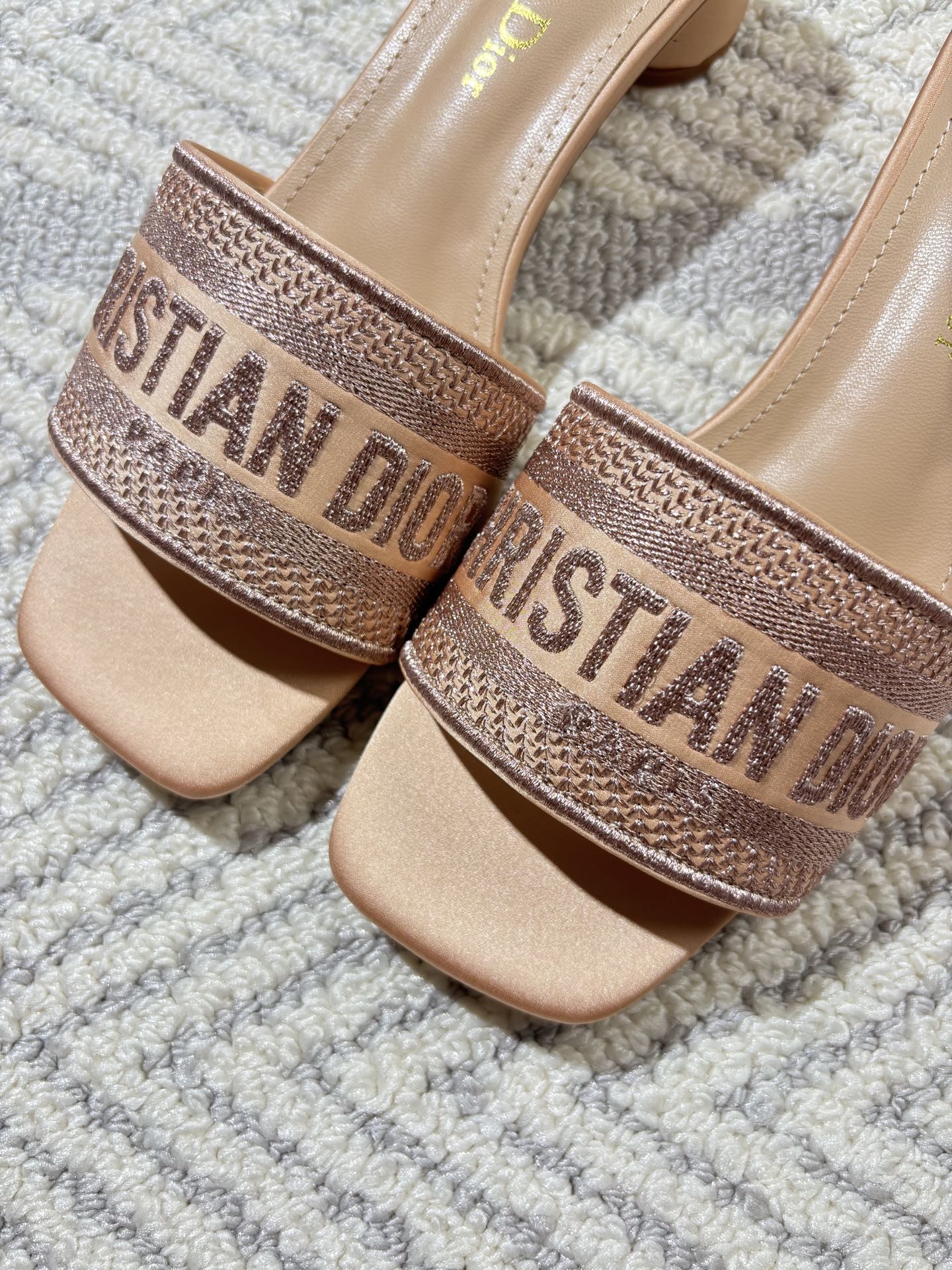 Chunky heeled sandals 35-41/4cm