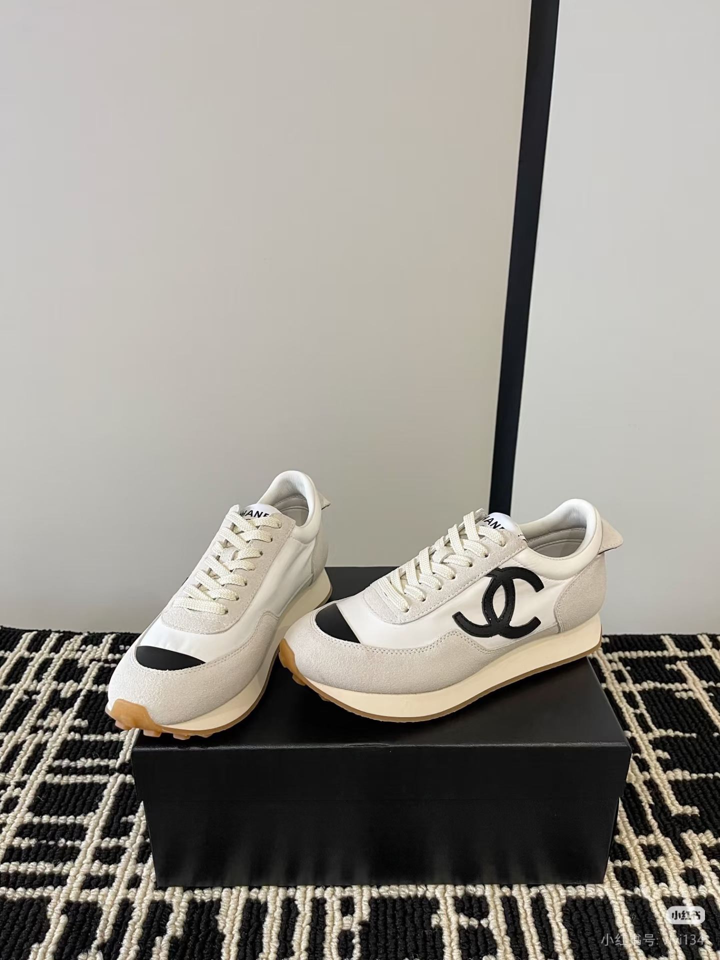 sneakers 35-40