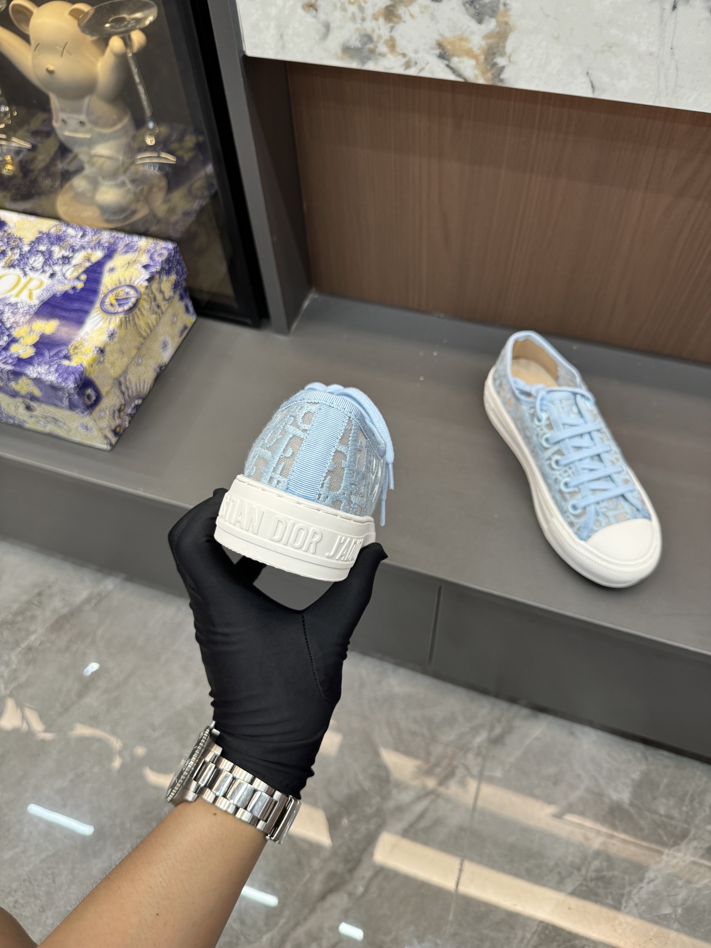 mesh embroidered sneakers 35-42