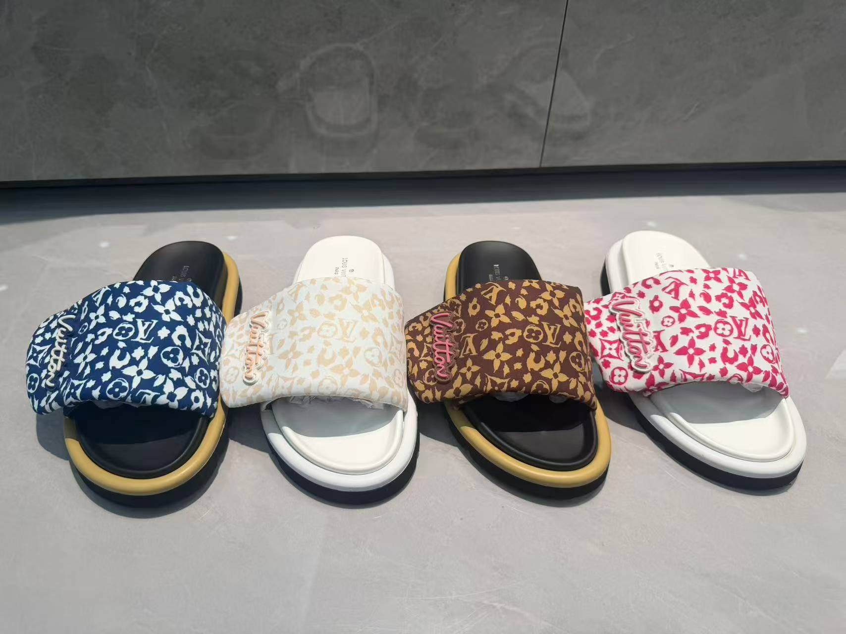 Bread Velcro Slippers 35-45
