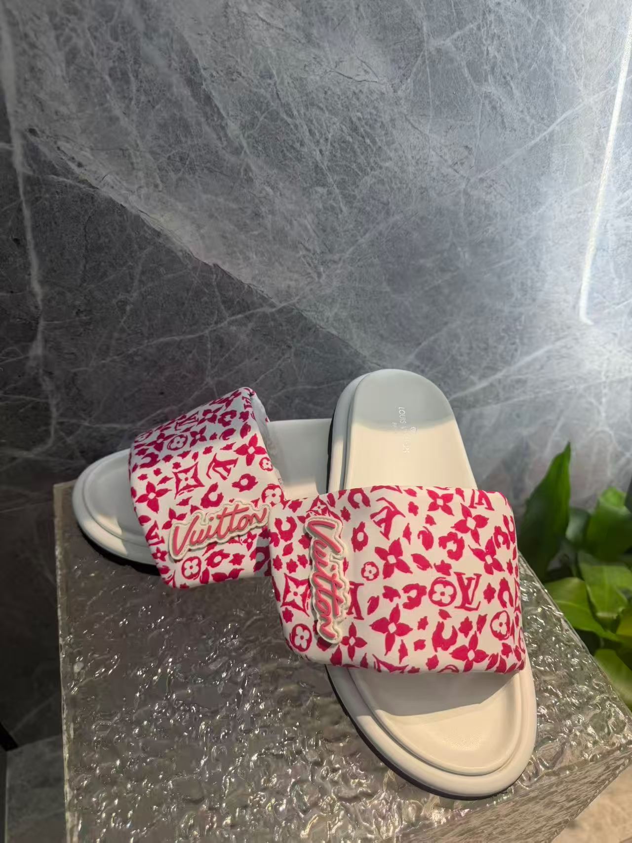 Bread Velcro Slippers 35-45