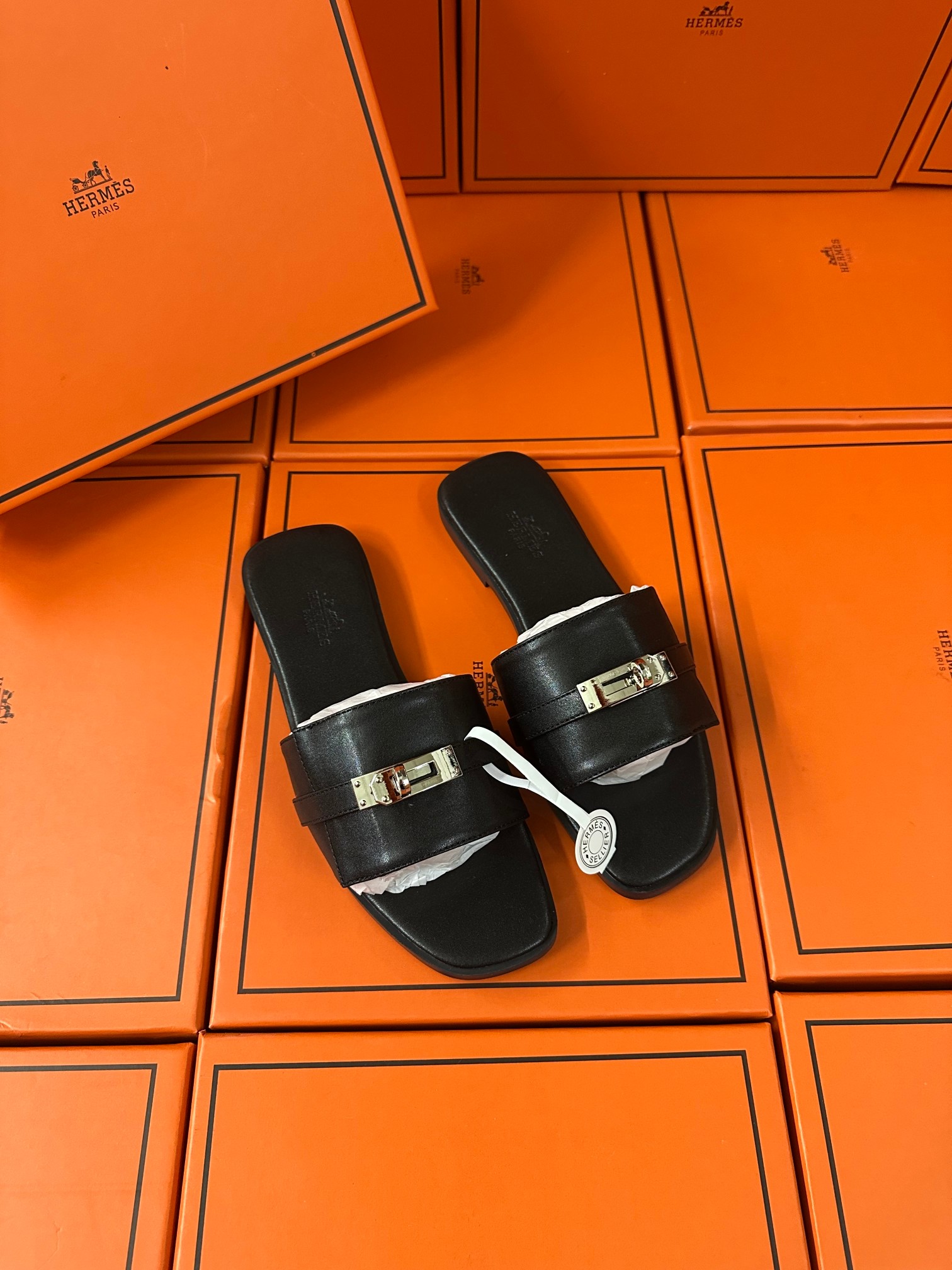 Silver buckle slippers 35-42