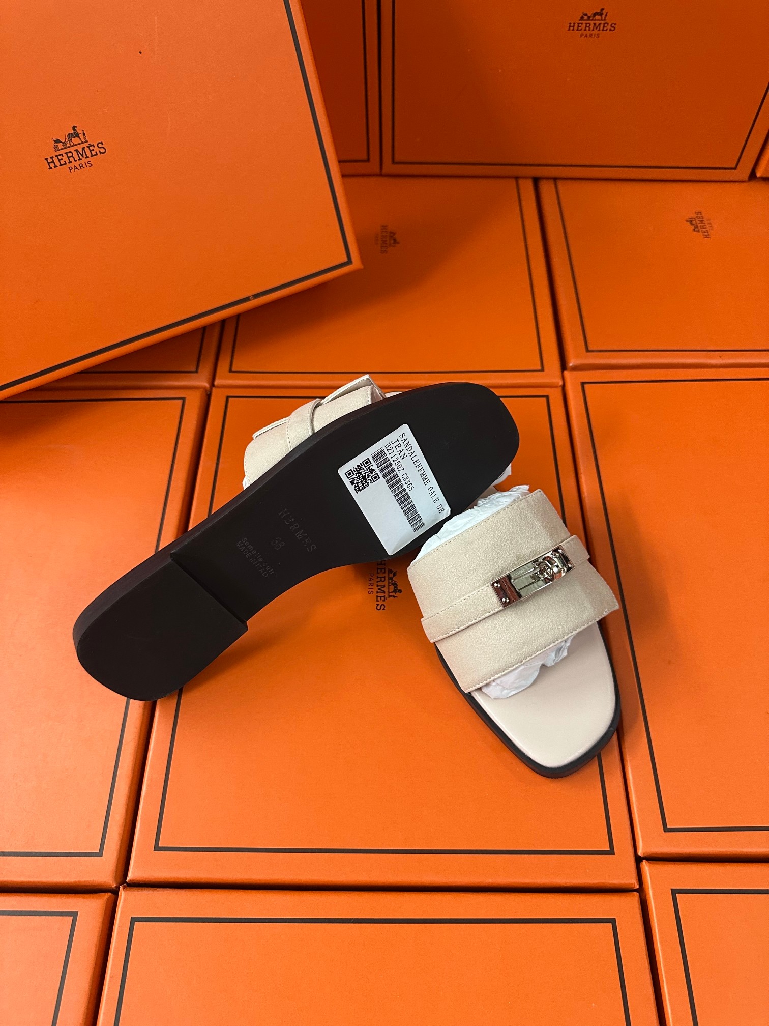 Silver buckle slippers 35-42