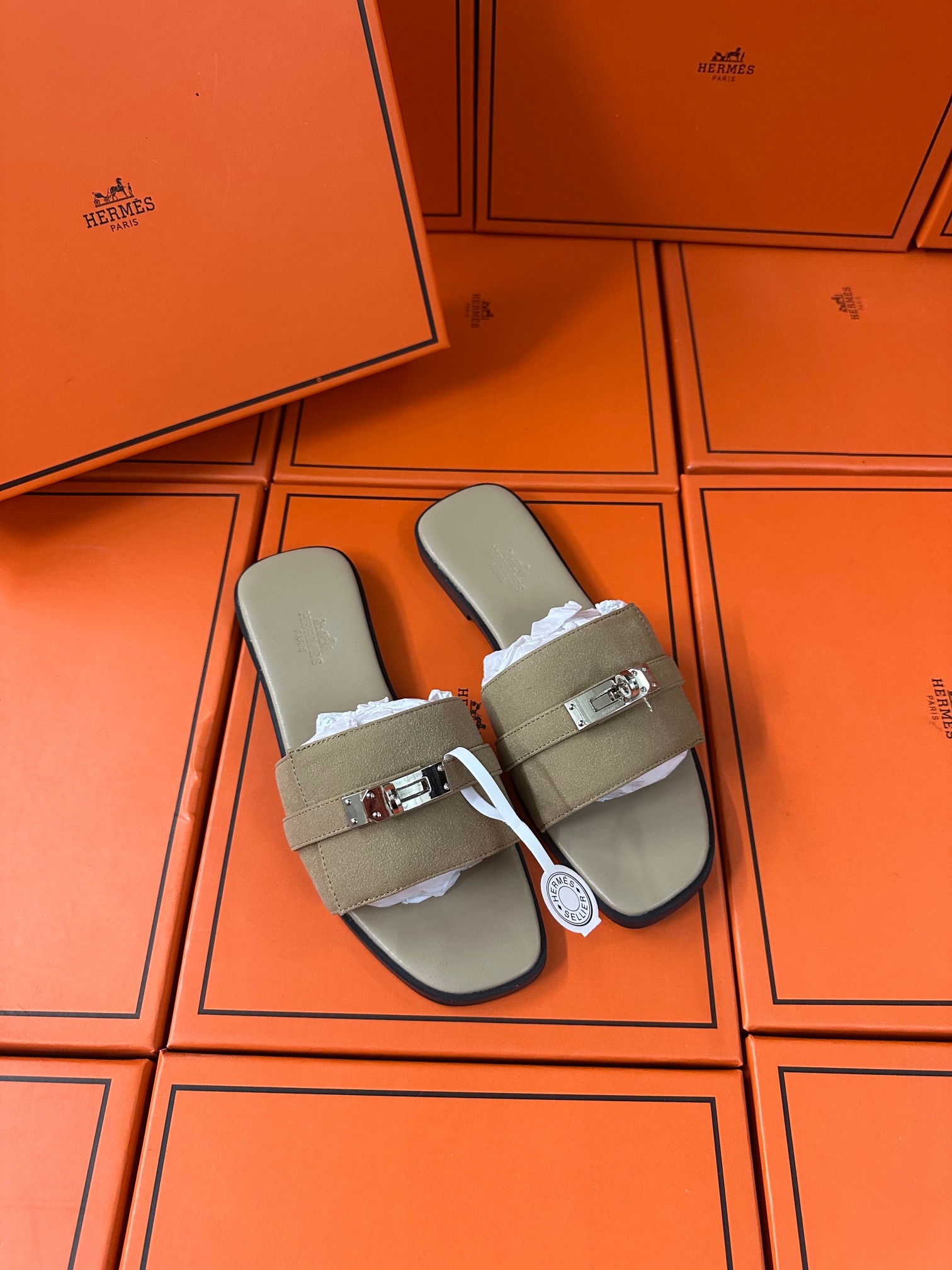 Silver buckle slippers 35-42