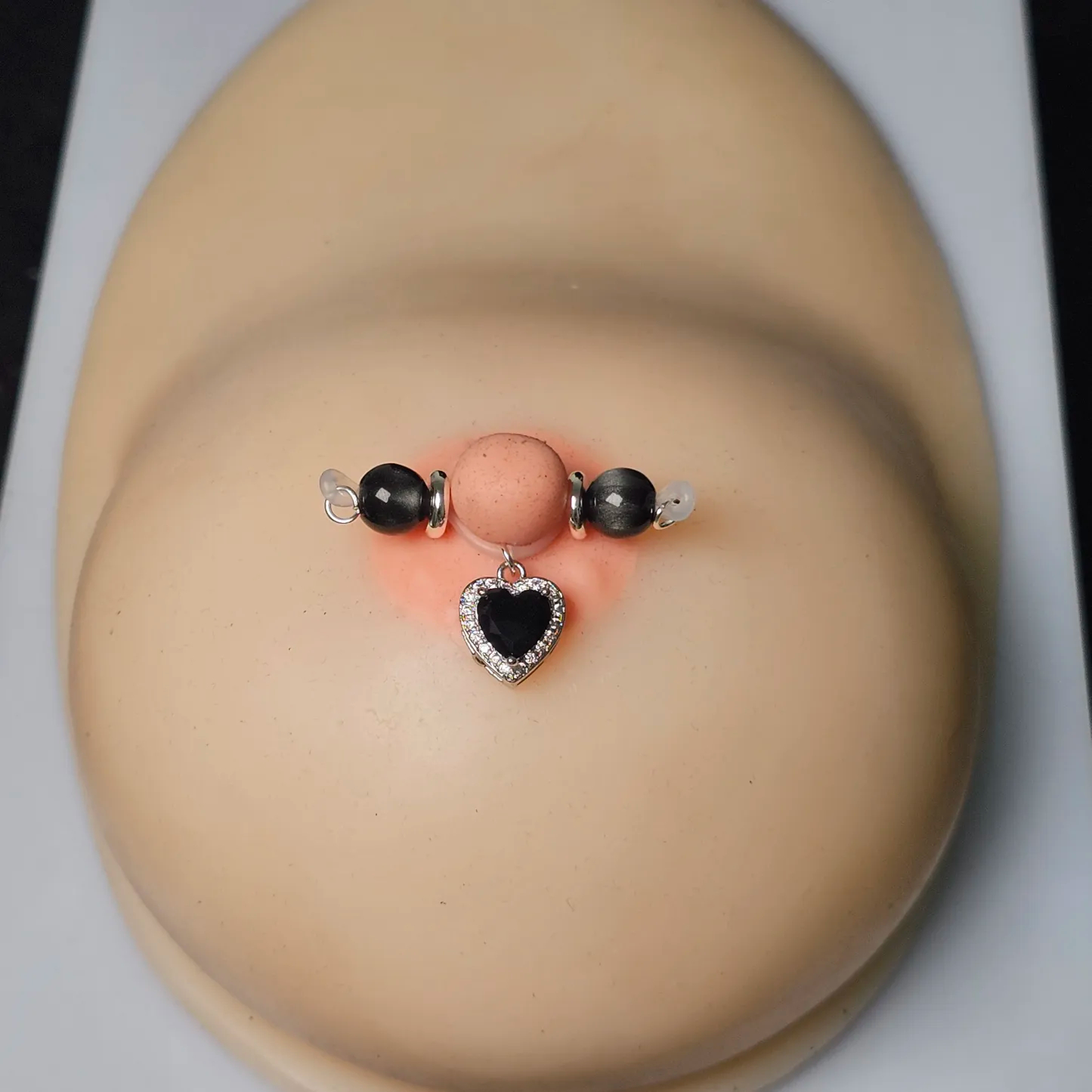 Black Heart Adjustable Nipple Clamp SM Accessories - image 1