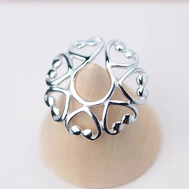 Stainless Steel Hollow Heart-shaped Clip - Silver - One pair (2 pieces) - image 2