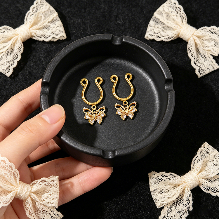 Gold Butterfly Adjustable Nipple Clamp SM Accessories - image 1