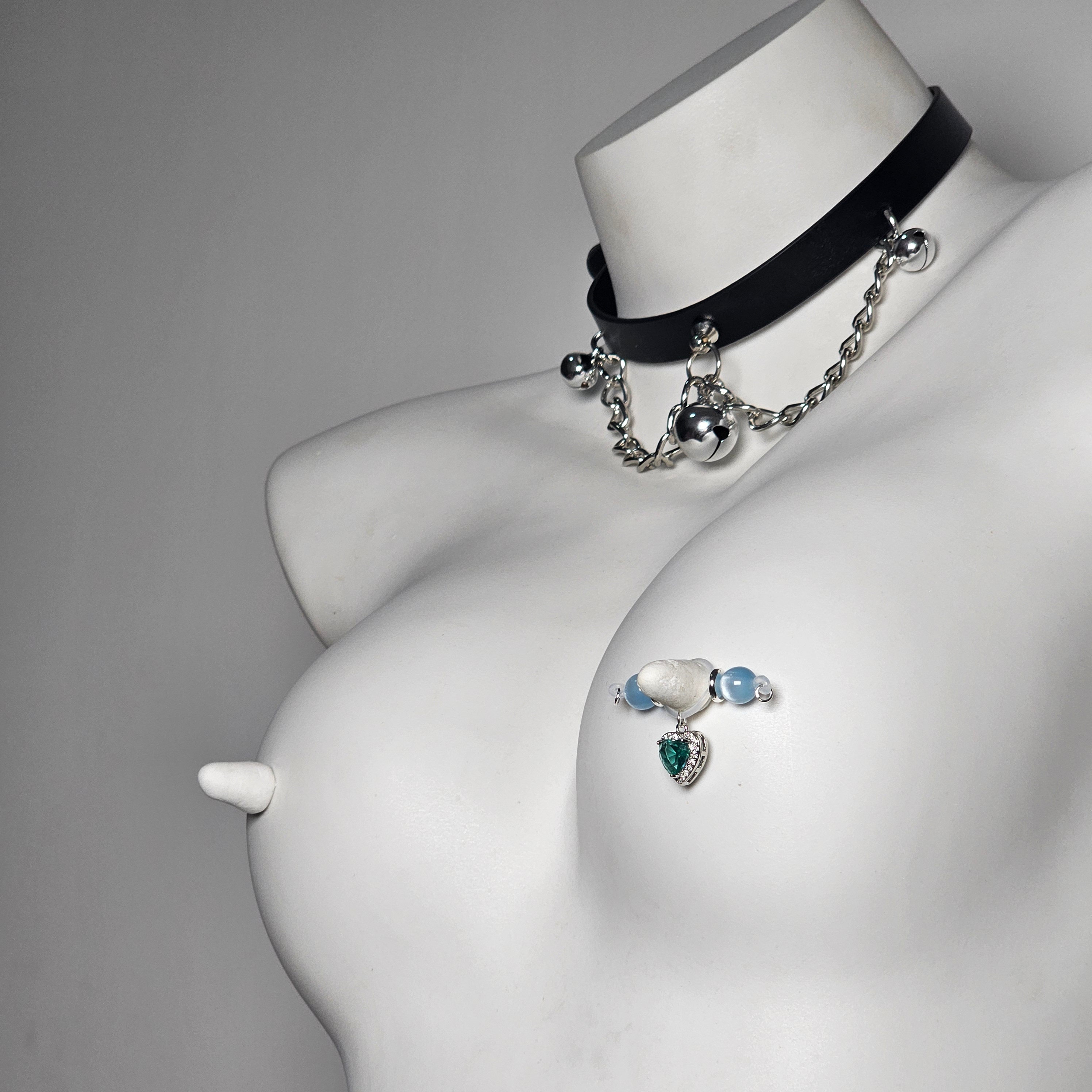 Green Heart Rhinestone Nipple Clamp Adjustable Lingerie - image 4