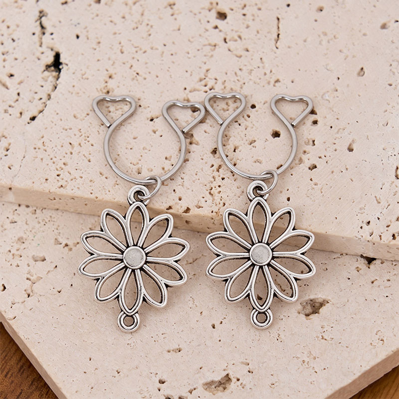 Flower Charm Nipple Clamp Adjustable Lingerie Accessories - Silver - 2 pack (one pair) - image 2
