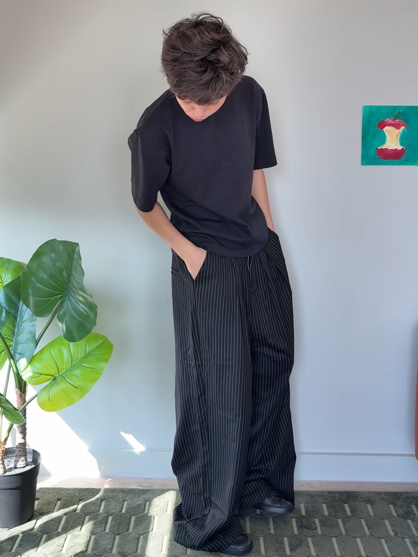 PLEATED WIDE LEG PINSTRIPE PANTS