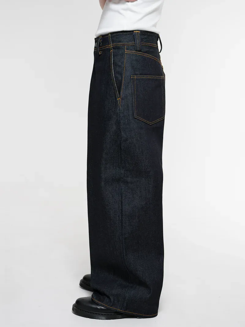 JAPANESE SELVEDGE  CURVED-LEGS JEANS