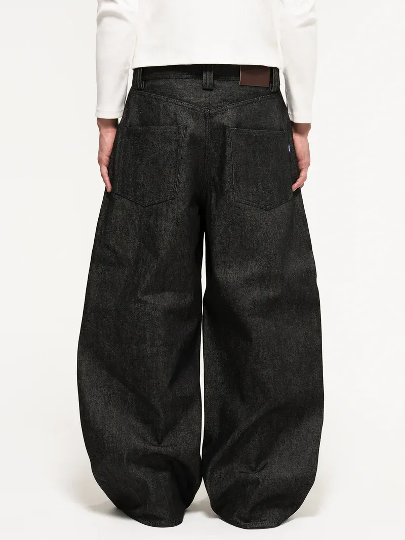 JAPANESE SELVEDGE  CURVED-LEGS JEANS