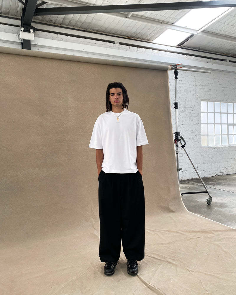 MONOCHROME COZY T-SHIRT