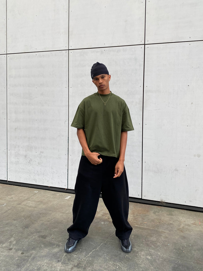 MONOCHROME COZY T-SHIRT