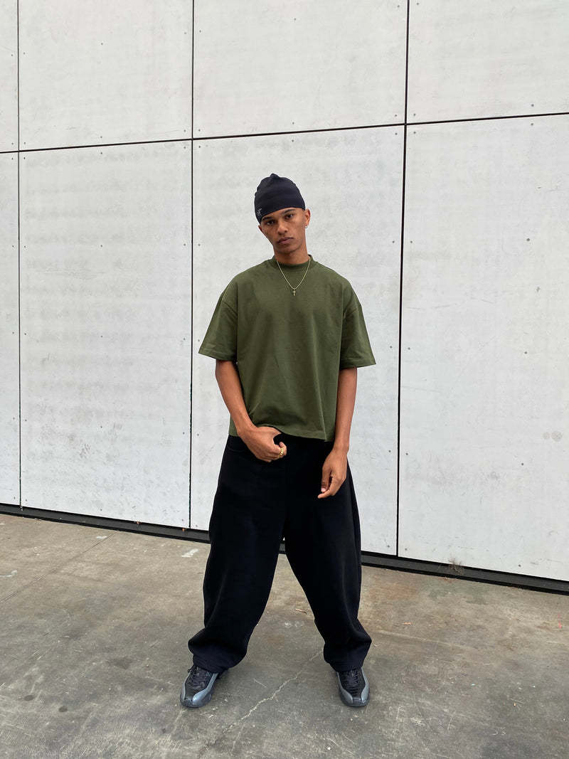 MONOCHROME COZY T-SHIRT