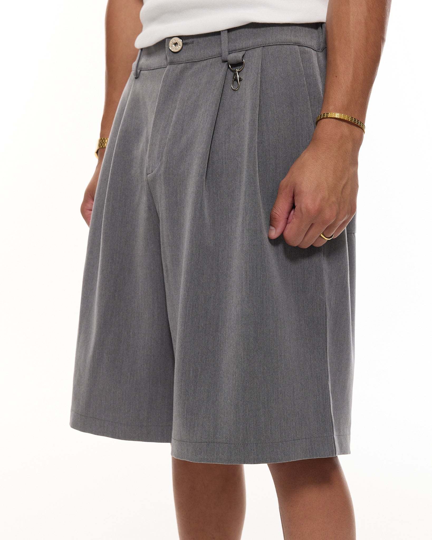 DUALSTASH PLEATED UTILITY SHORTS