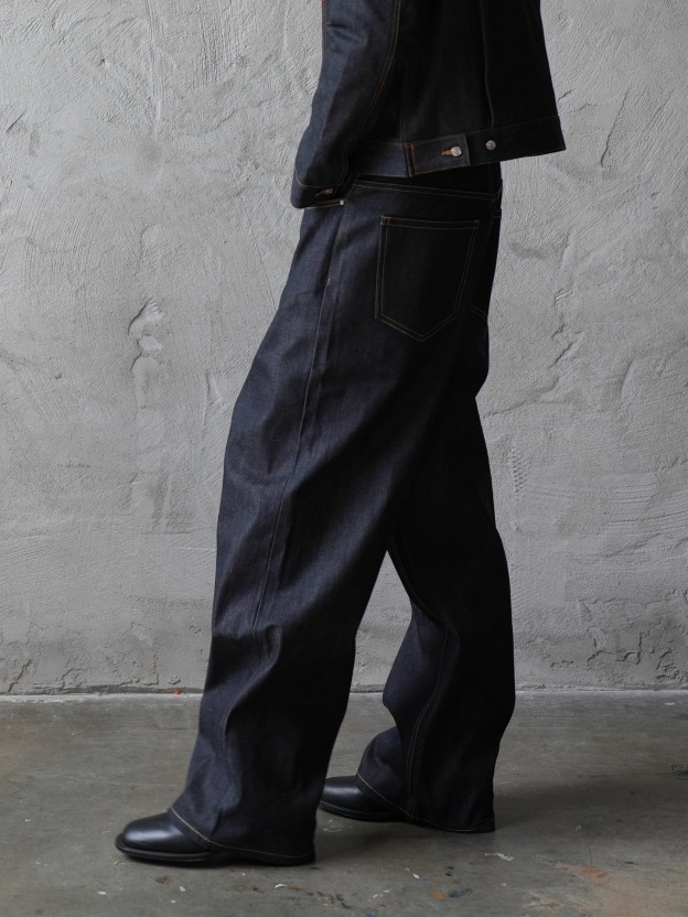 DARK INDIGO BAGGY JEANS