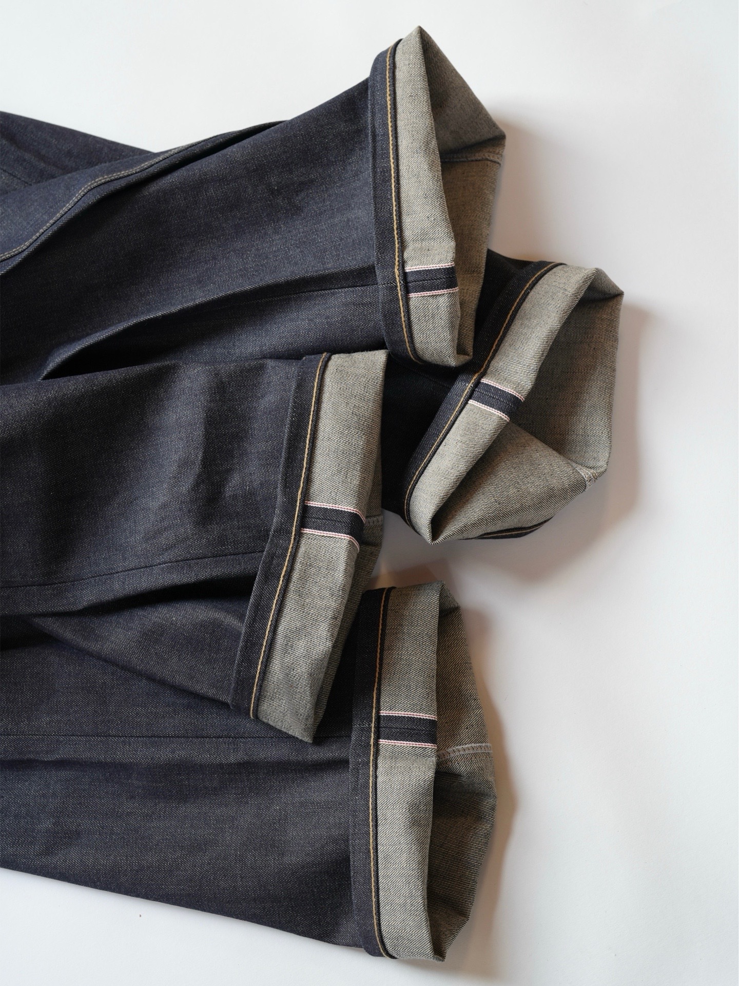 DARK INDIGO BAGGY JEANS